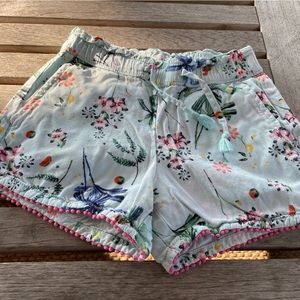 Girls GAP shorts size XS (4/5)